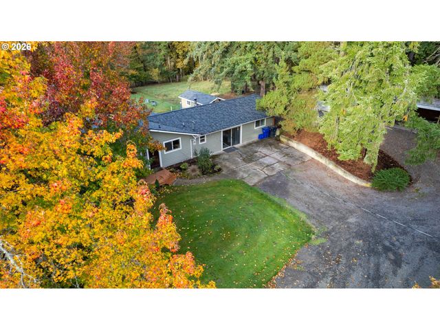20337 S LELAND Rd, Oregon City, OR 97045