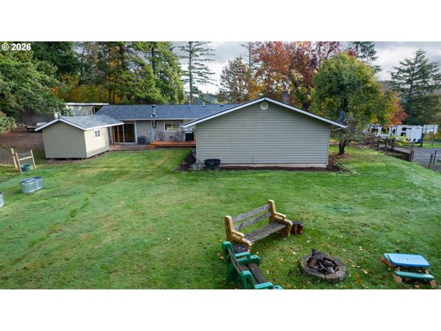 20337 S LELAND Rd, Oregon City, OR 97045