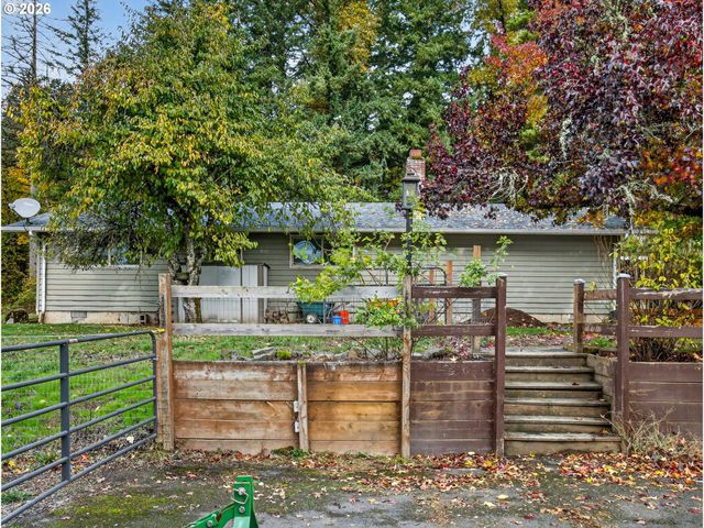 20337 S LELAND Rd, Oregon City, OR 97045