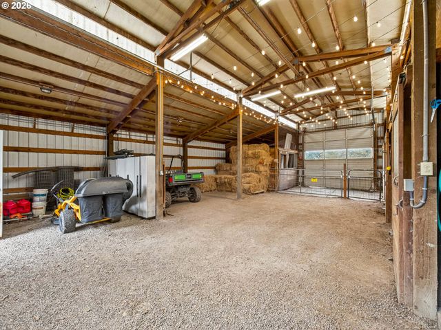 20337 S LELAND Rd, Oregon City, OR 97045