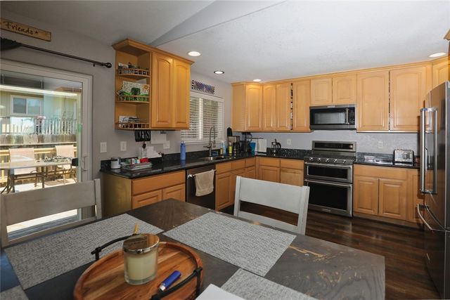 15776 33rd, Clearlake, CA 95422