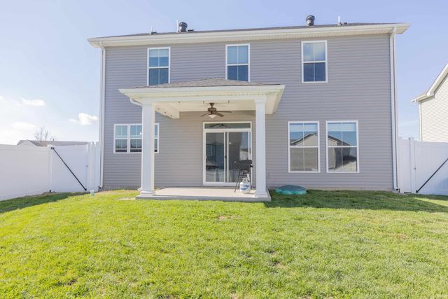 5700 Baywater Drive, Newburgh, IN 47630