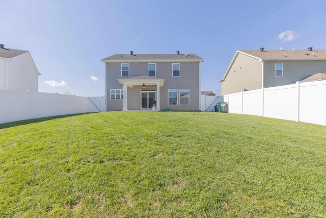 5700 Baywater Drive, Newburgh, IN 47630