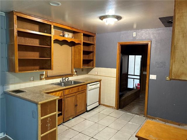 4415 Vermont Avenue, Kansas City, MO 64133