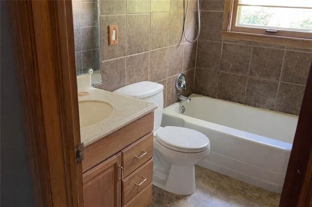 4415 Vermont Avenue, Kansas City, MO 64133