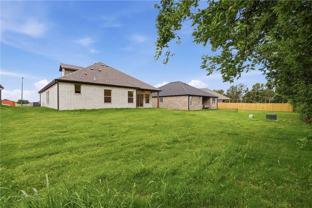 407 W Hondo Street, Siloam Springs, AR 72761