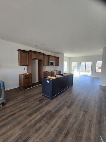 407 W Hondo Street, Siloam Springs, AR 72761