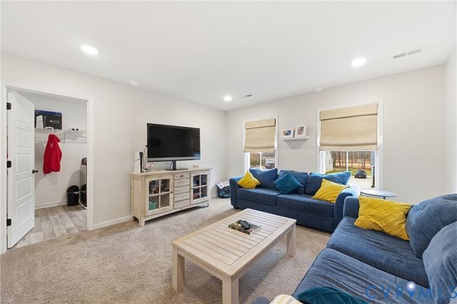 5721 Regal Ln, Providence Forge, VA 23140