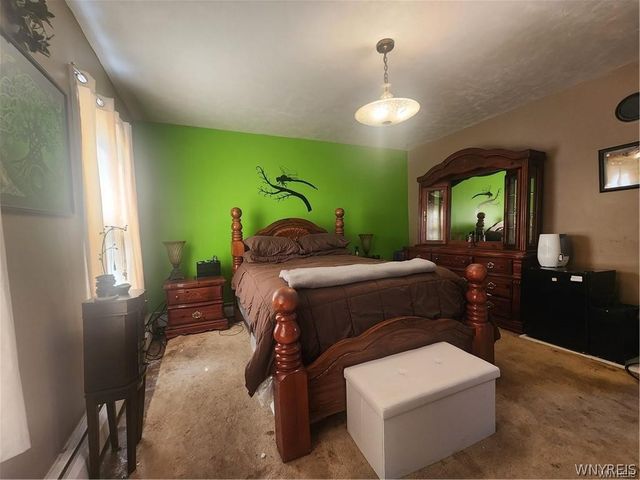 1268 Indian Church Road, West Seneca, NY 14224