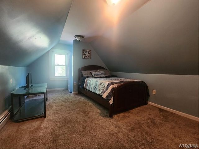 1268 Indian Church Road, West Seneca, NY 14224