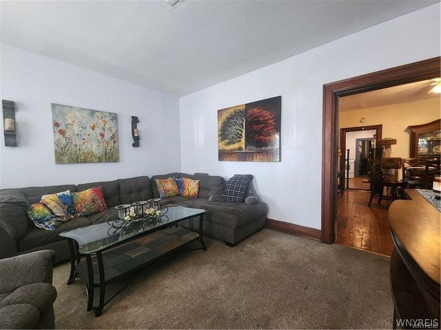 1268 Indian Church Road, West Seneca, NY 14224