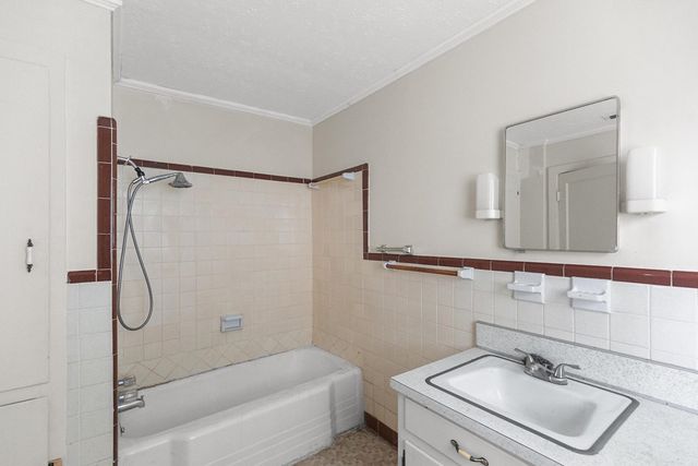 206 Helen St., Dothan, AL 36301