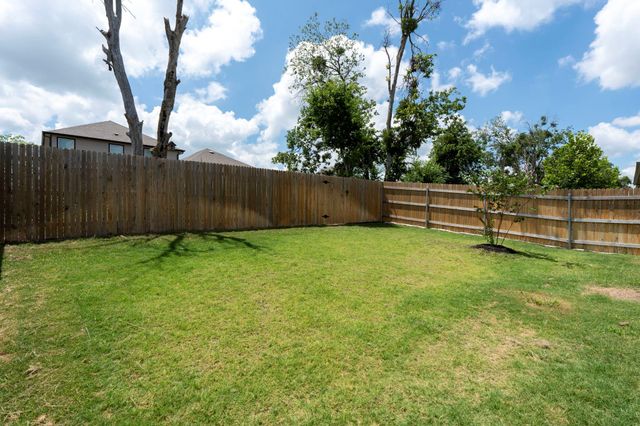 376 Euclid LN, Kyle, TX 78640