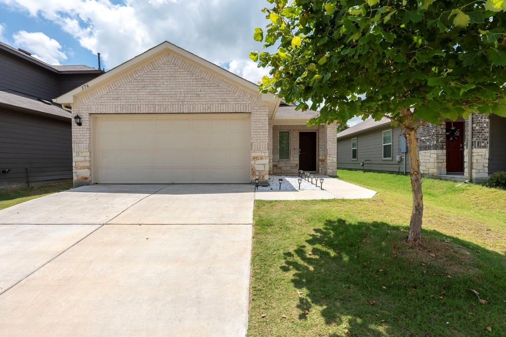 376 Euclid LN, Kyle, TX 78640