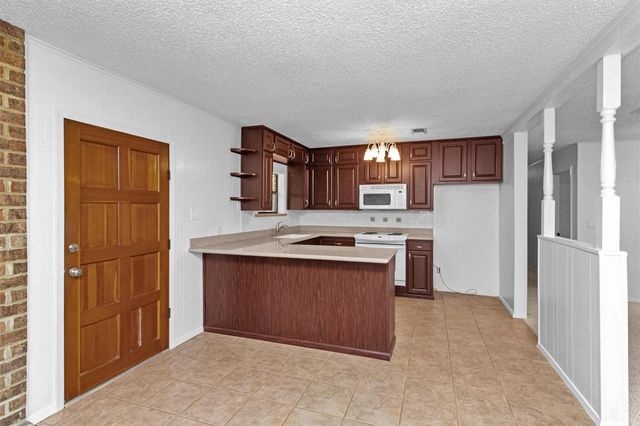 213 County Road 3350, Crockett, TX 75835