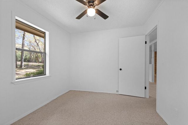 213 County Road 3350, Crockett, TX 75835