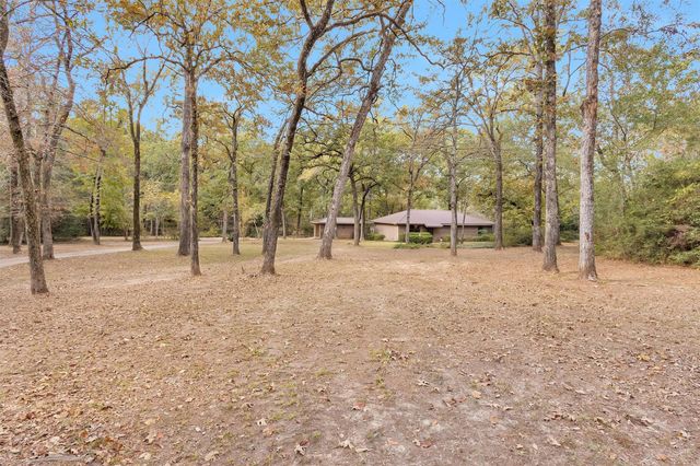 213 County Road 3350, Crockett, TX 75835