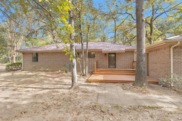 213 County Road 3350, Crockett, TX 75835