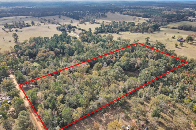 213 County Road 3350, Crockett, TX 75835