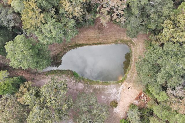 213 County Road 3350, Crockett, TX 75835