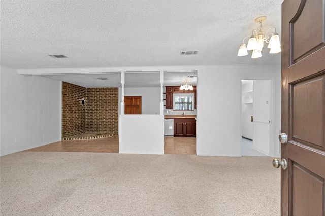 213 County Road 3350, Crockett, TX 75835