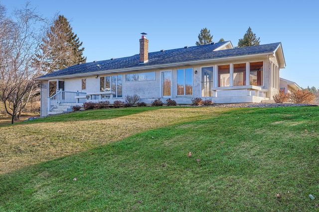 9320 53rd Street N, Lake Elmo, MN 55042