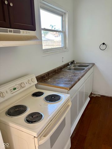 1226 S Richland Street, Indianapolis, IN 46221