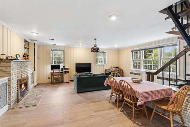 10 Westbury Road, Garden City, NY 11530