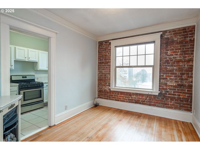 2109 Nw IRVING St 407, Portland, OR 97210