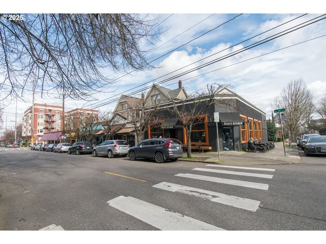 2109 Nw IRVING St 407, Portland, OR 97210