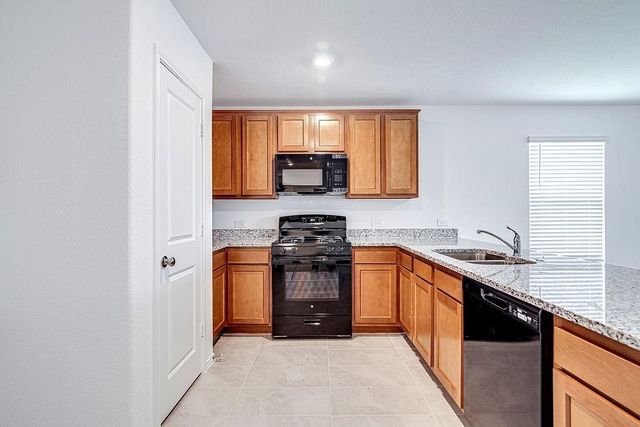 4052 Dublin Ridge Drive, Fort Worth, TX 76036