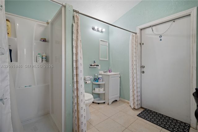 1741 NE 178th St B, North Miami Beach, FL 33162