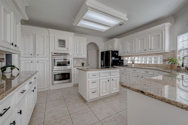 8006 Devlin Drive, Humble, TX 77346