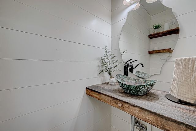 8006 Devlin Drive, Humble, TX 77346