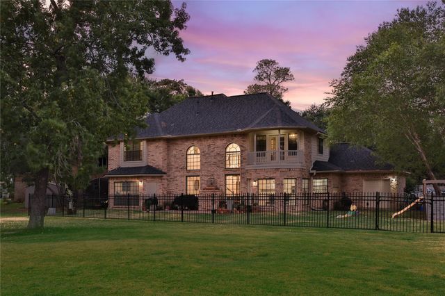 8006 Devlin Drive, Humble, TX 77346