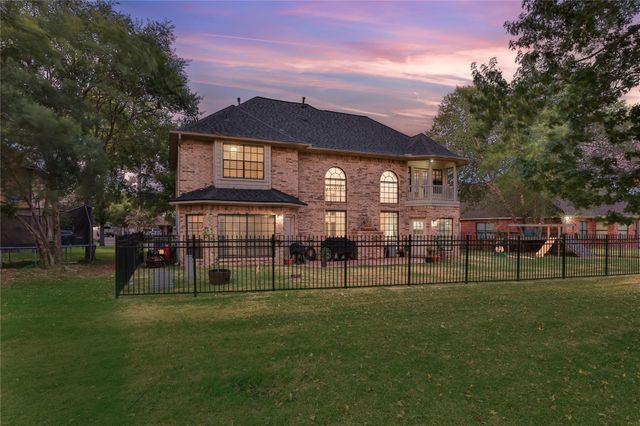 8006 Devlin Drive, Humble, TX 77346