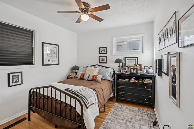 4801 SW 20th ST, Topeka, KS 66604