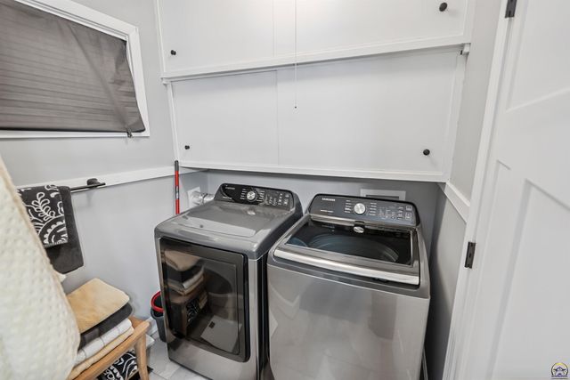 4801 SW 20th ST, Topeka, KS 66604