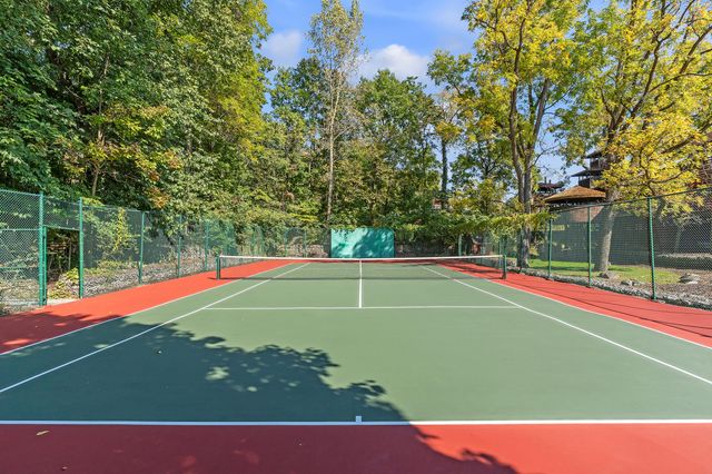 5140 Turtle Point Drive, Ann Arbor, MI 48105