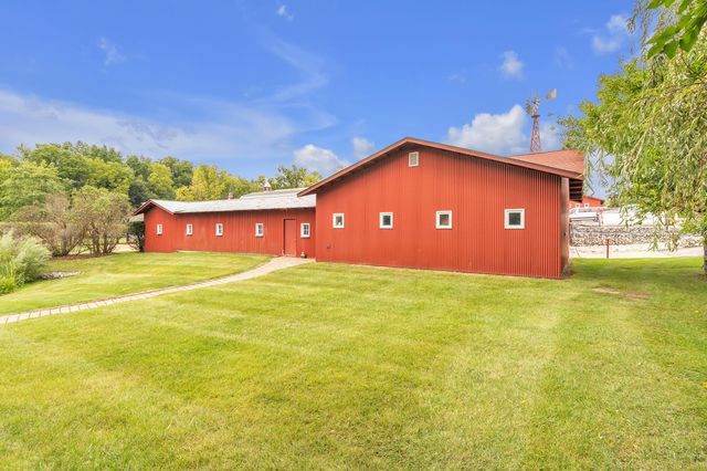 5140 Turtle Point Drive, Ann Arbor, MI 48105