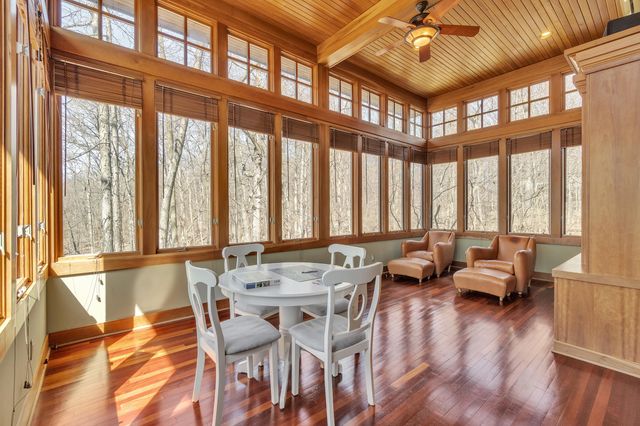 5140 Turtle Point Drive, Ann Arbor, MI 48105
