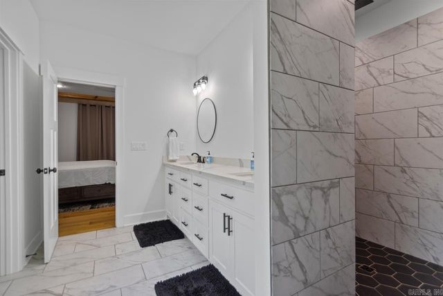 5947 Beth Ln Lane, Benton, AR 72019