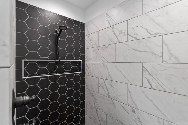 5947 Beth Ln Lane, Benton, AR 72019