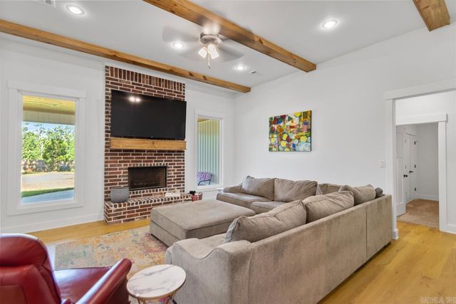 5947 Beth Ln Lane, Benton, AR 72019