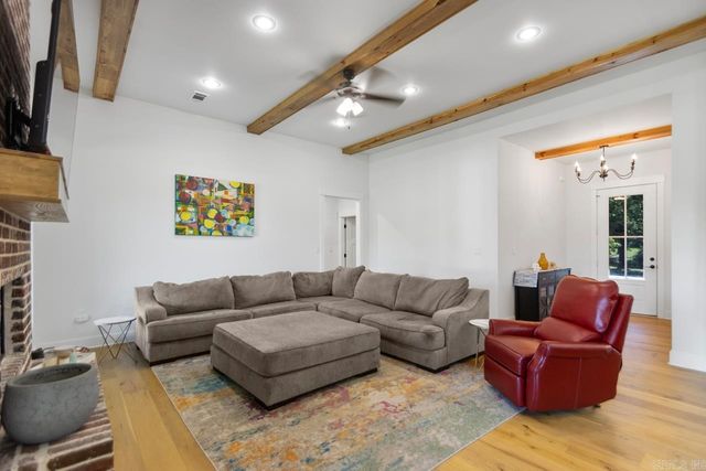 5947 Beth Ln Lane, Benton, AR 72019