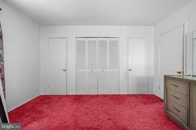517 GLEN VALLEY DR, Norristown, PA 19401