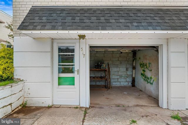 517 GLEN VALLEY DR, Norristown, PA 19401