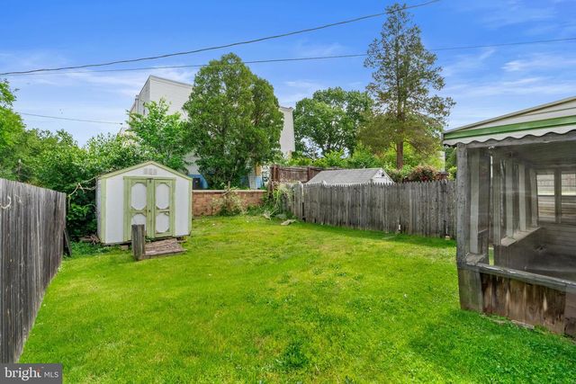 517 GLEN VALLEY DR, Norristown, PA 19401