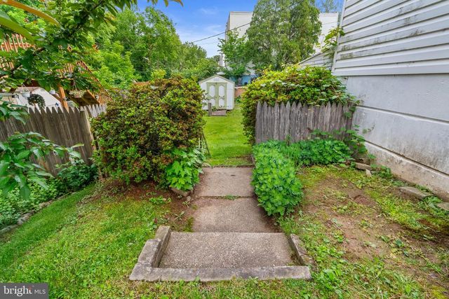 517 GLEN VALLEY DR, Norristown, PA 19401