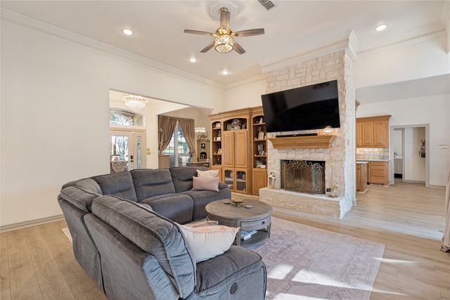 4291 Indian Paint Trail, Aubrey, TX 76227